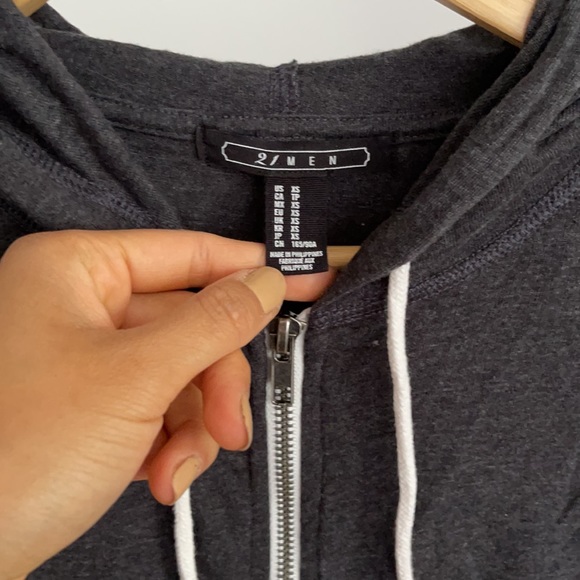 Forever 21 Men’s Full Zip Sweater - Picture 3 of 5